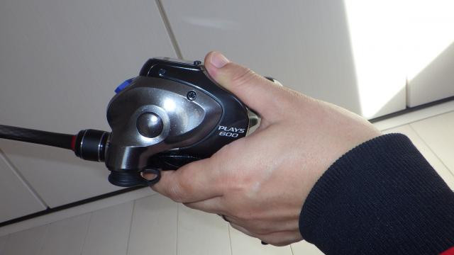〈タチウオ 1回使用〉SHIMANO PLAYS 600 電動リール 糸付き Amazon | シマノ(SHIMANO) 電動リール 19 プレイズ 600 タチウオ